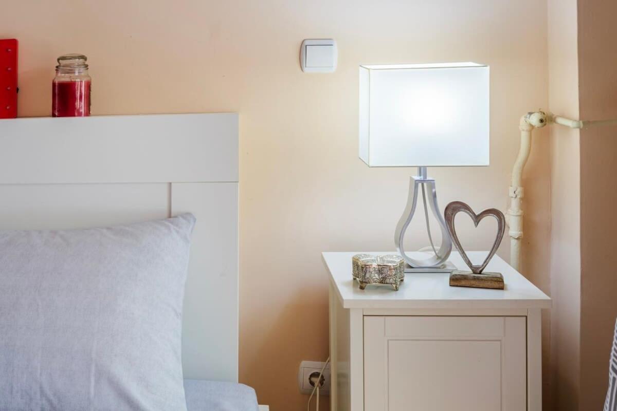 Athens Strawberry Hideaway - City Chic Retreat Eksteriør billede