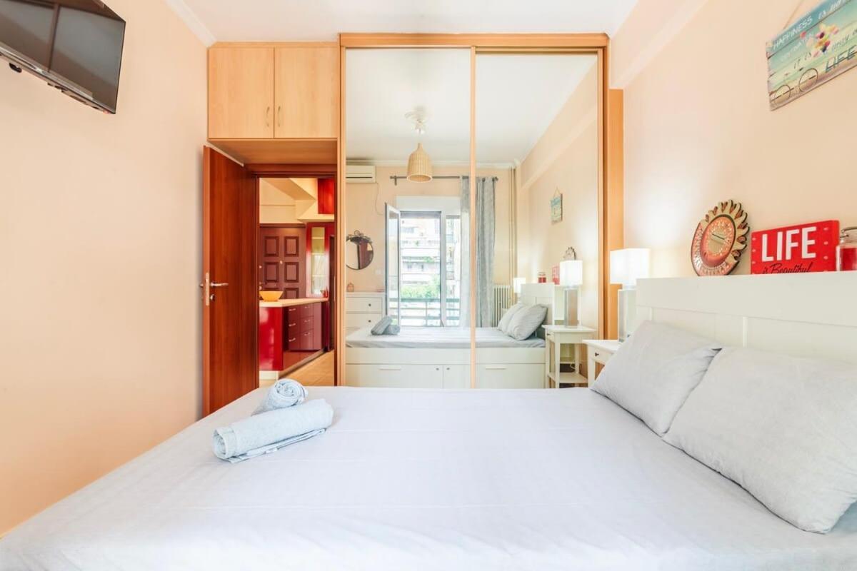 Athens Strawberry Hideaway - City Chic Retreat Eksteriør billede