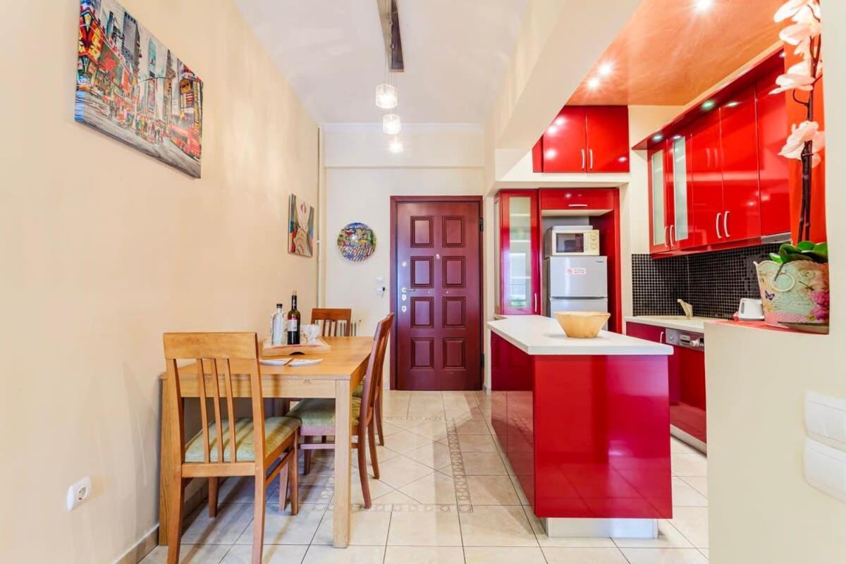 Athens Strawberry Hideaway - City Chic Retreat Eksteriør billede